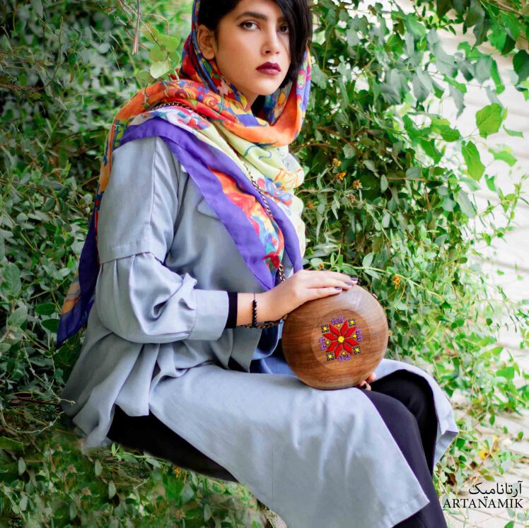 کیف زنانه چوبی شماره دوزی شده