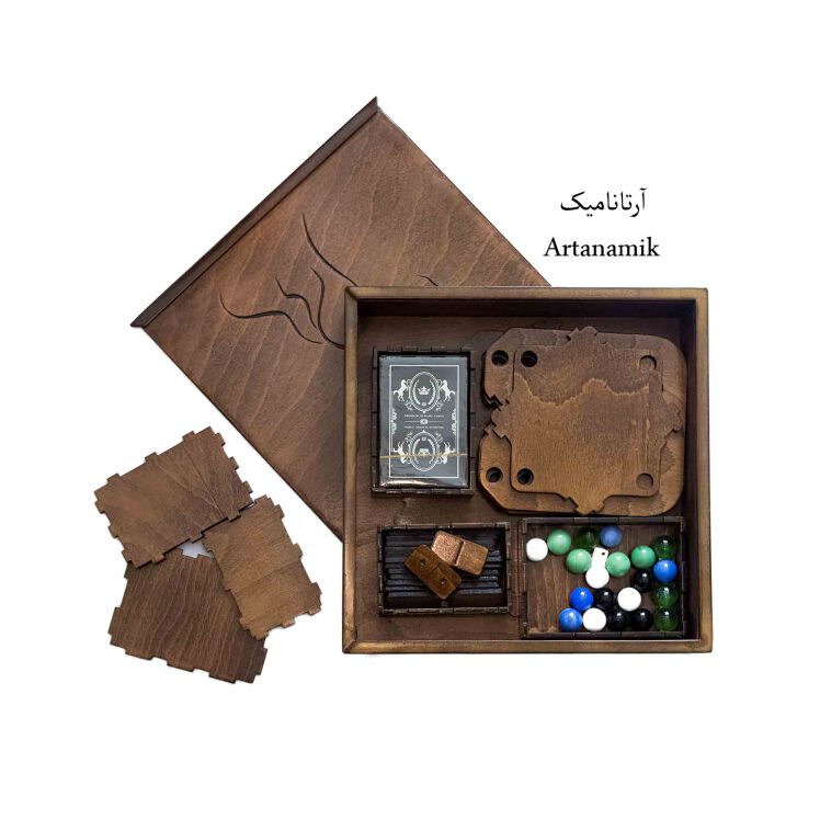 باکس کادویی شامل 4 بازی : منچ 4 نفره، منچ 6 نفره، دومینو ، کارت .