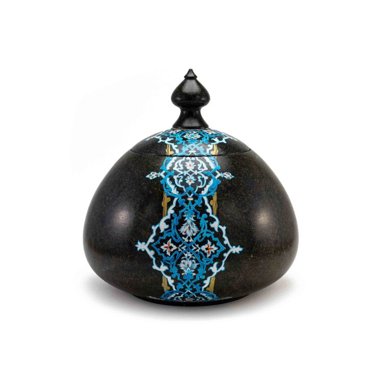 شکلات خوری سنگی ساخته شده از سنگ سرپانتین