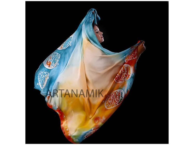 روسری ابریشم طبیعی با هنر چاپ باتیک