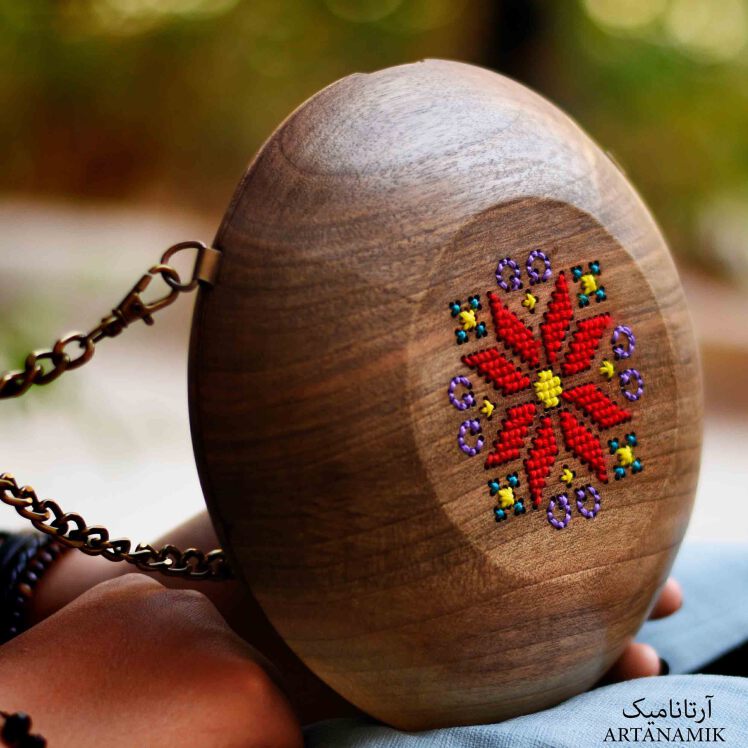 خرید کیف چوبی با مدل های خاص و لوکس