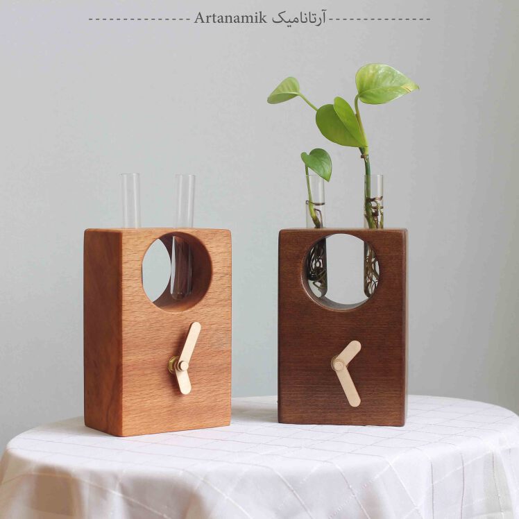 خريد ساعت يک وسيله برای تکميل دکور