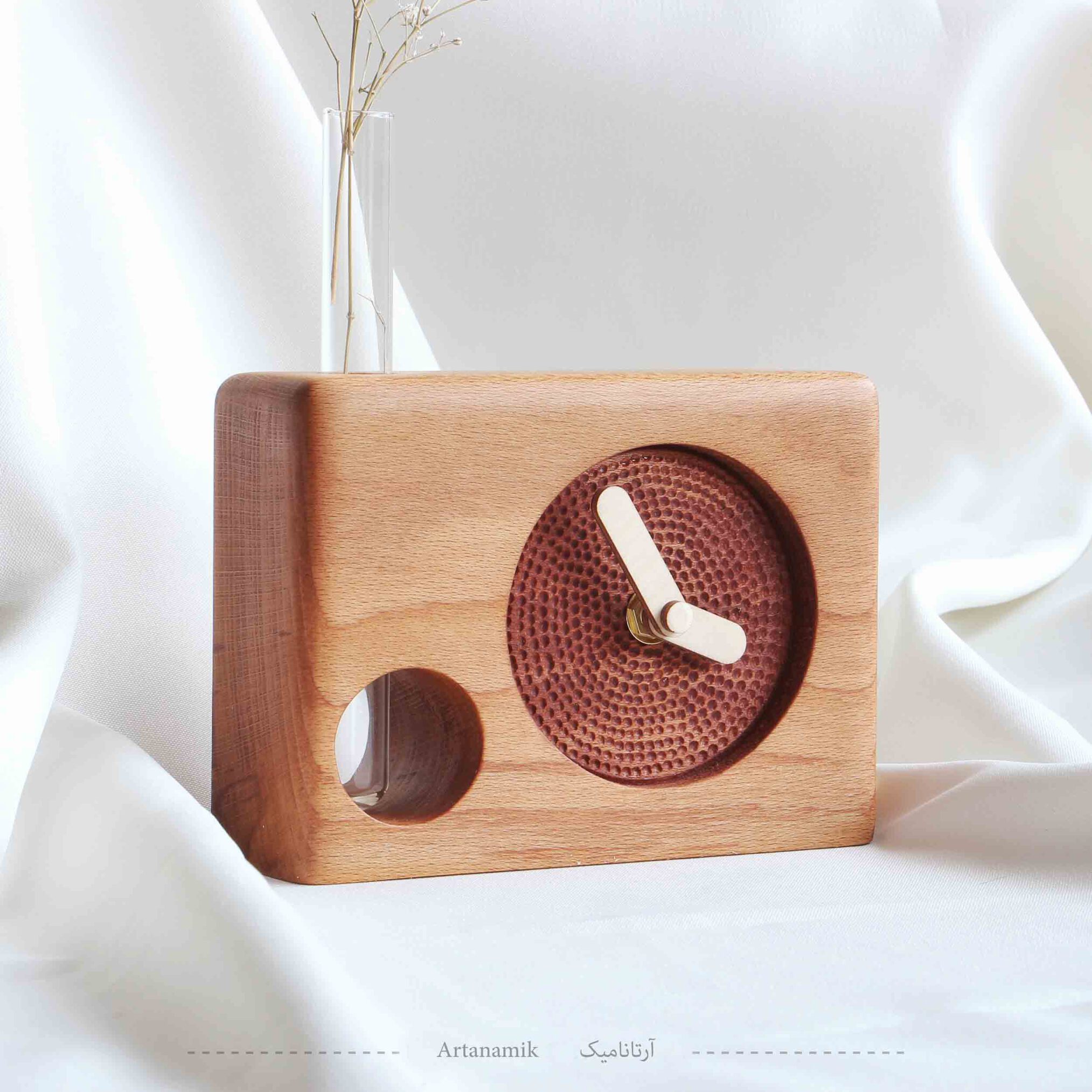  ساعت رومیزی چوبی مدل باوان 