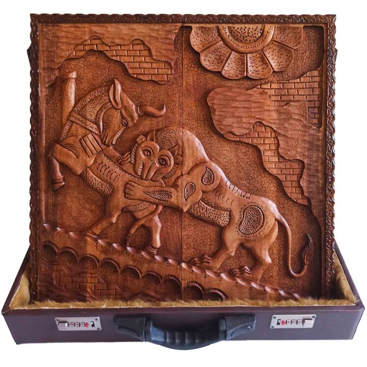 تخته نرد منبت کاری طرح هخامنشی نبرد، تخته نرد تخته نرد نفیس و کادویی، ساخته شده از چوب گردو